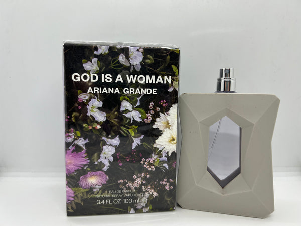 Ariana Grande God Is a Woman